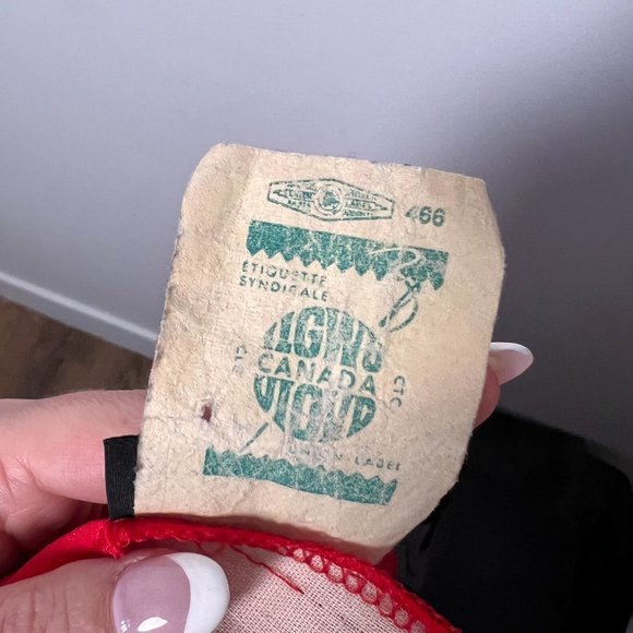 Vintage 70s Red Cropped Funky Retro Blouse Top - Picture 6 of 8